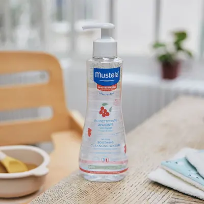 Mustela Soothing Cleansing Water Durulama Gerektirmeyen Rahatlatıcı Temizleme Suyu 300ml - 2